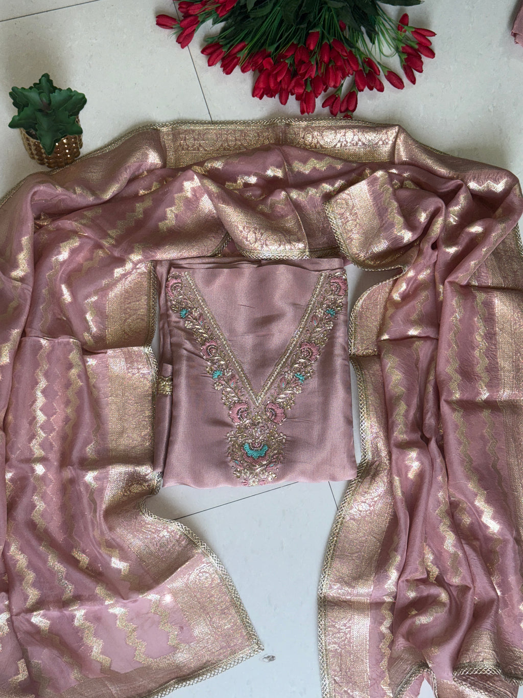 Dusty Pink Zari-Weave