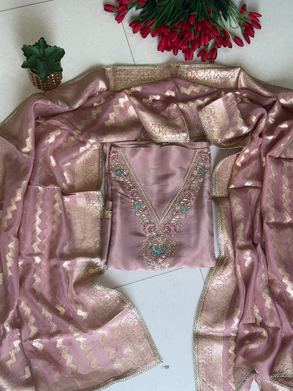 Dusty Pink Zari-Weave